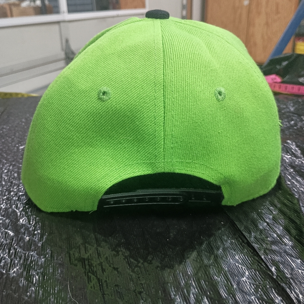 NFL Green and Black Hat Stylish Accessory - Picture 7 of 13